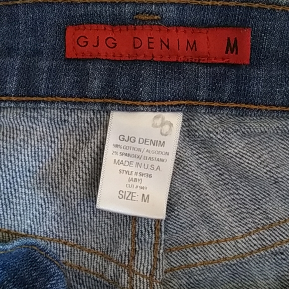 GJG Denim Distressed Jeans Shorts. - Picture 5 of 5